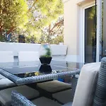 T2 Terrasse, Bord De